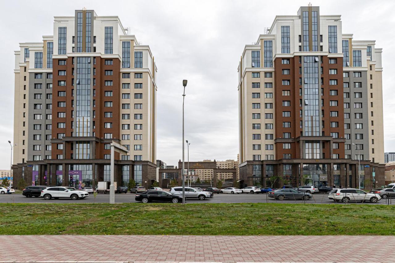 Шикарная Квартира На Против Сада Asztana Kültér fotó